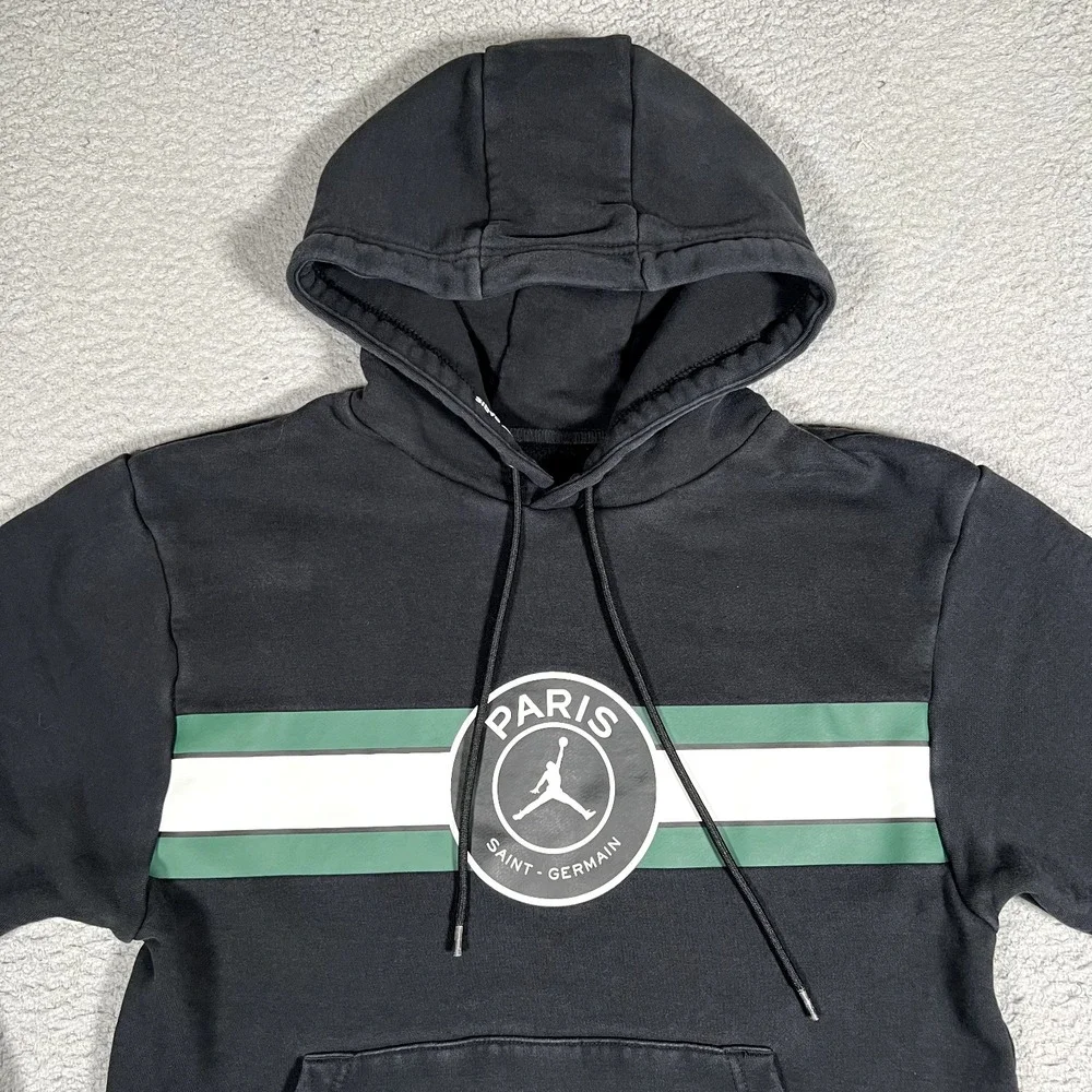 Paris Saint Germain Hoodie Mens Small Black Jordan Pullover Casual Preppy‎ PSG